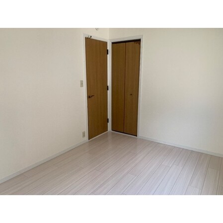 グリーンヒルズ成田Cの物件内観写真